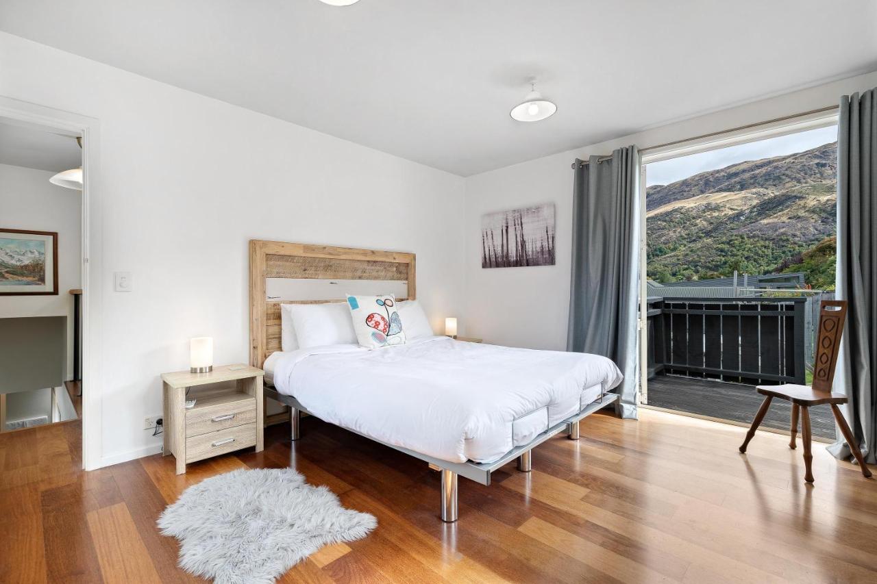 Lake And Mountain View Living ควีนส์ทาวน์ ภายนอก รูปภาพ